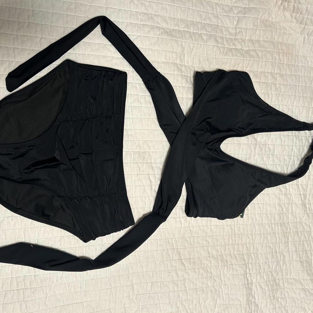 🌺 Blooming Jelly Black Wrap Bikini Set - Size L - BNWT